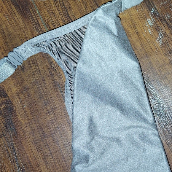 Victoria's Secret Bra - Picture 5 of 6